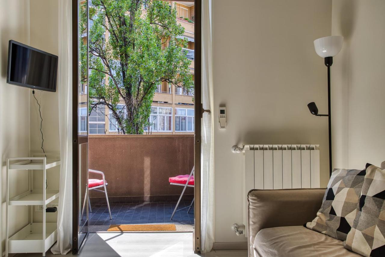 Joivy Vibrant 2Bed Apt With Balcony Милан Экстерьер фото